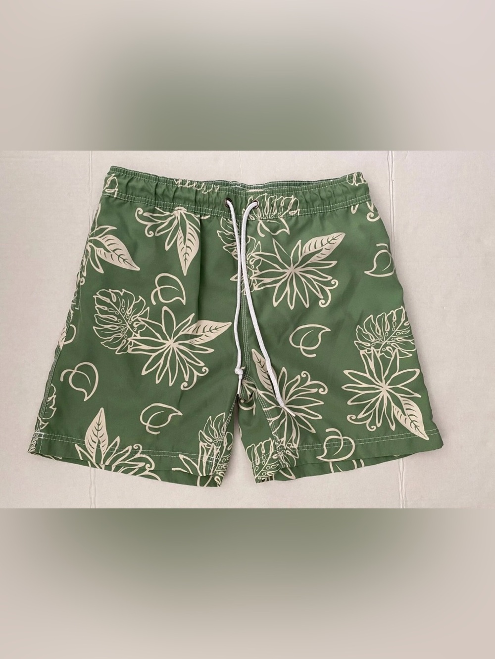 Steve & Barry's Green Floral Swim Shorts with Cream Print